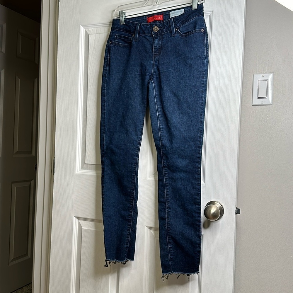 Guess denim jeans medium rise curvy skinny sienna Kurvy fit size 27